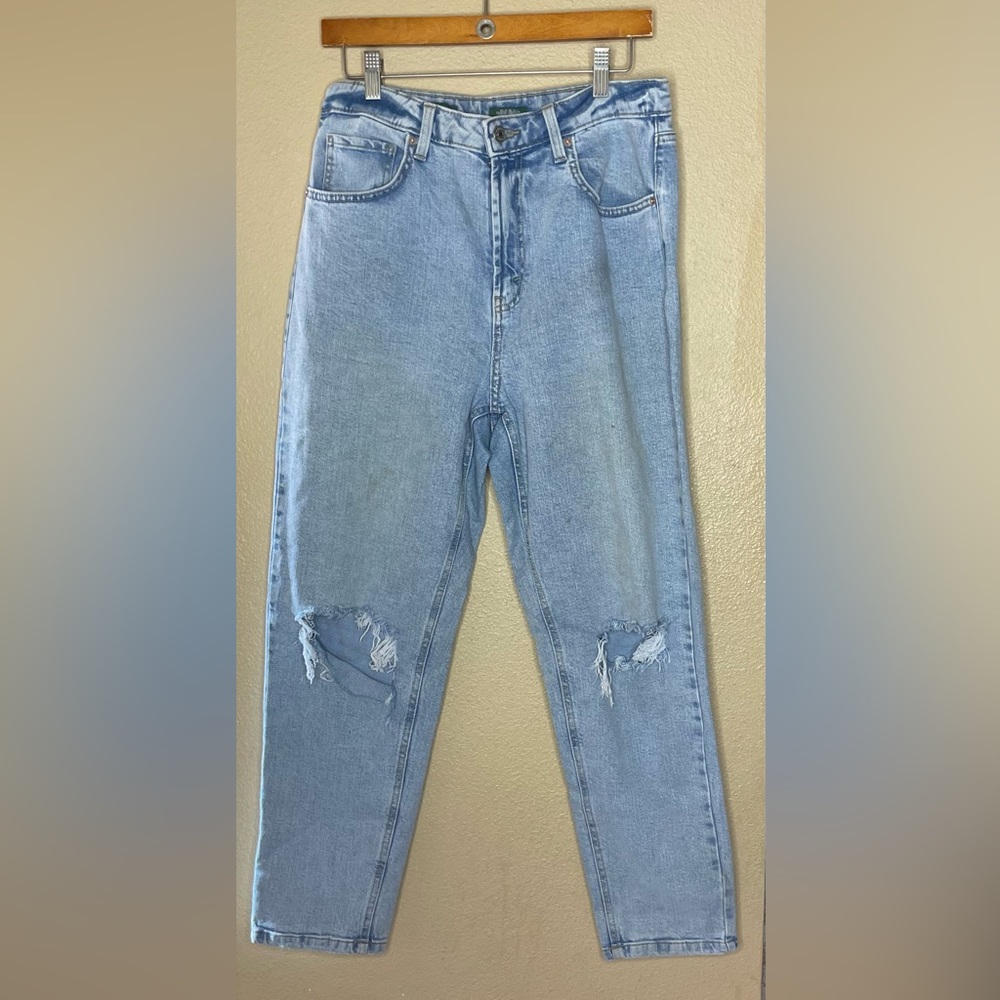 light Blue ripped Jeans